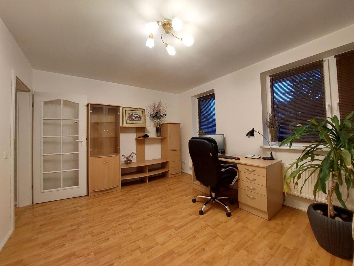 Family House Apartments Vilnius Bagian luar foto